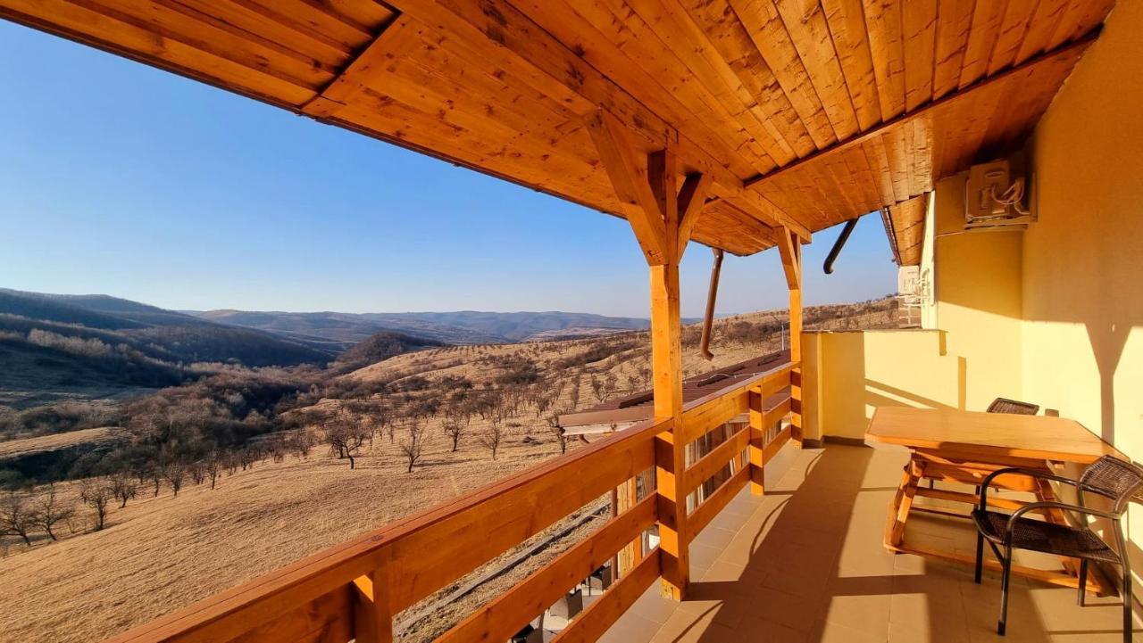 Motel Prislop Haţeg Εξωτερικό φωτογραφία