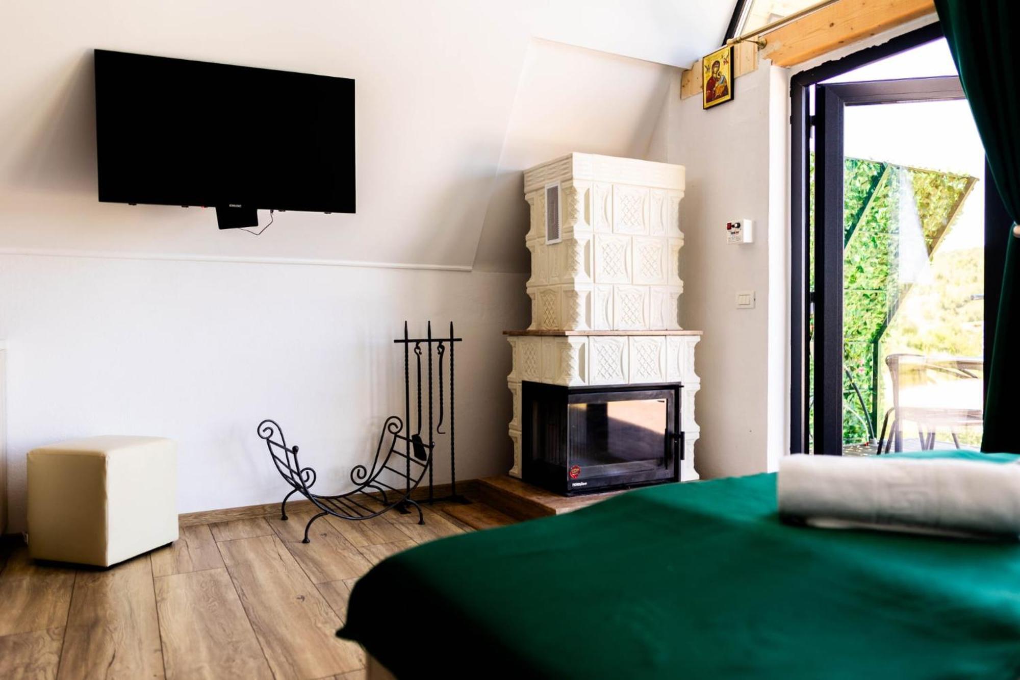 Motel Prislop Haţeg Εξωτερικό φωτογραφία