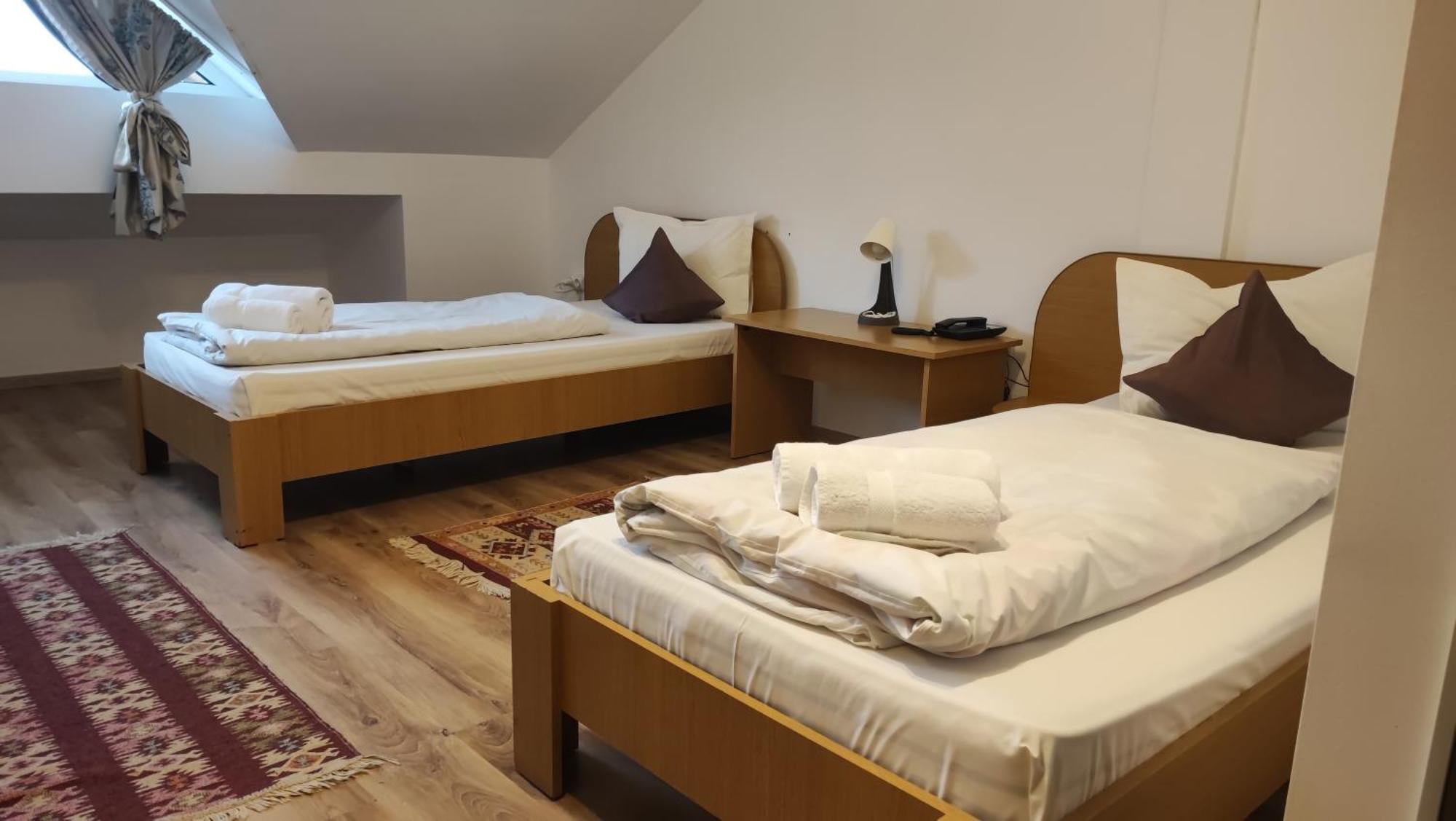 Motel Prislop Haţeg Εξωτερικό φωτογραφία